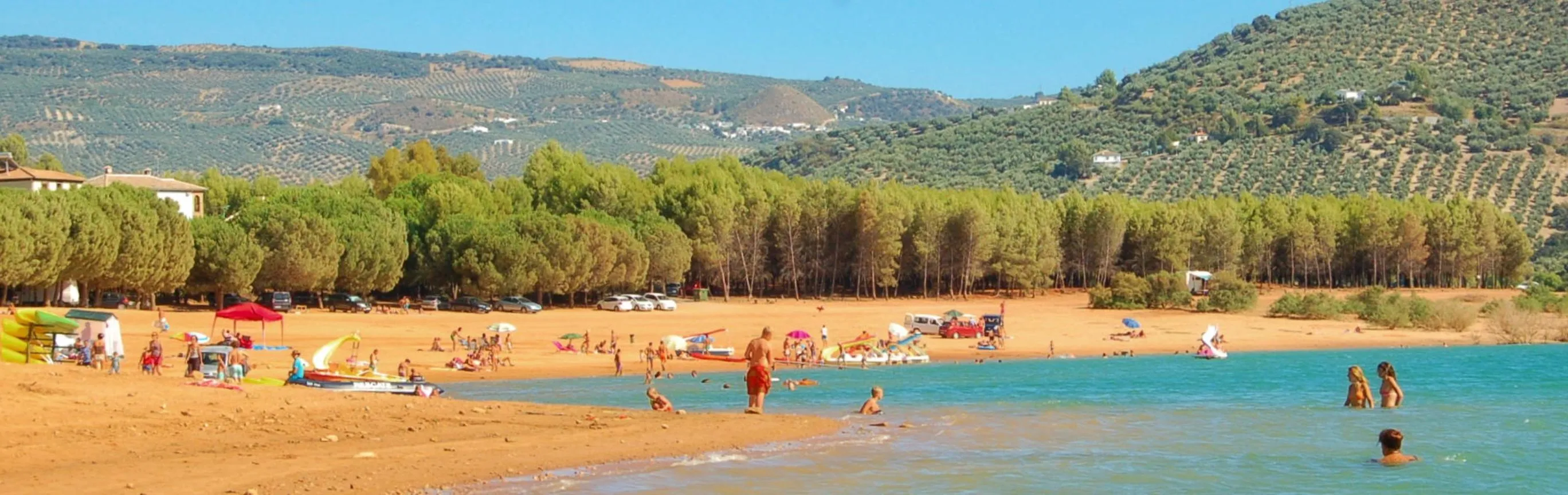 Imagen de Playa canina en Córdoba: guía para ir con perro al embalse de Iznájar