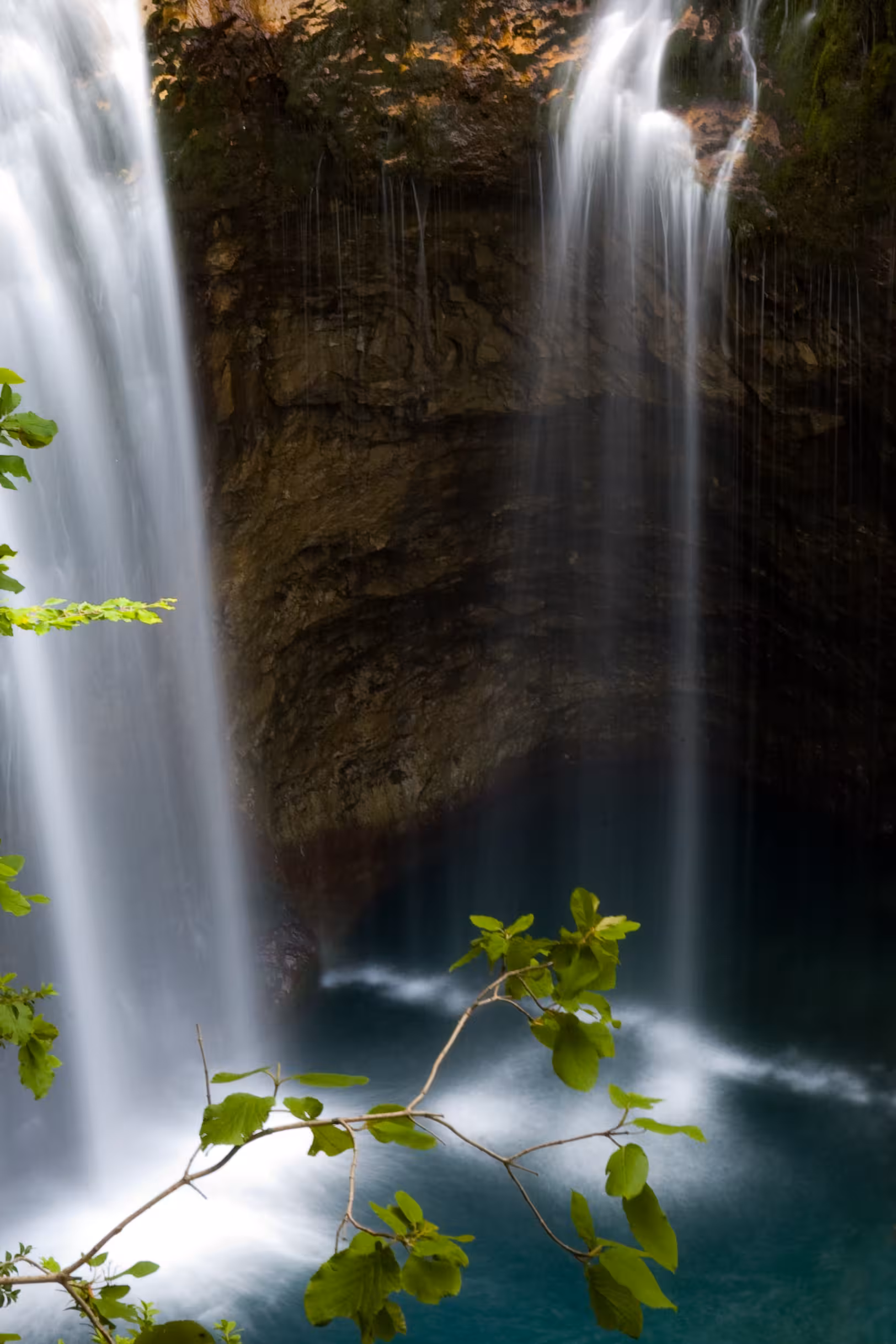 Cascada en el valle de Ordesa, sobre el río Arazas